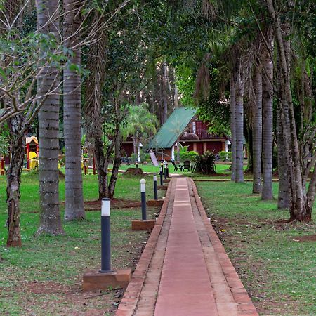 Cabanas El Refugio Del Mensu Puerto Iguazu Exterior photo